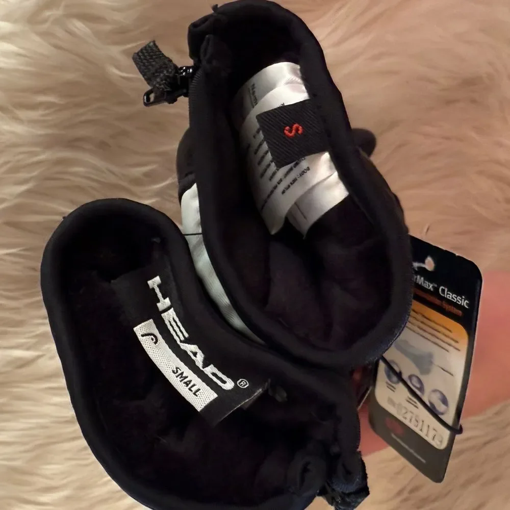 Kids head winter mittens